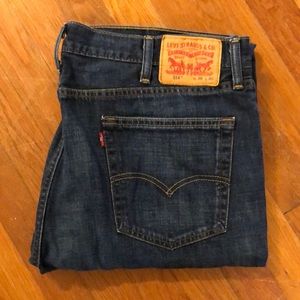 Levi’s 514 Straight Leg Fit Jeans